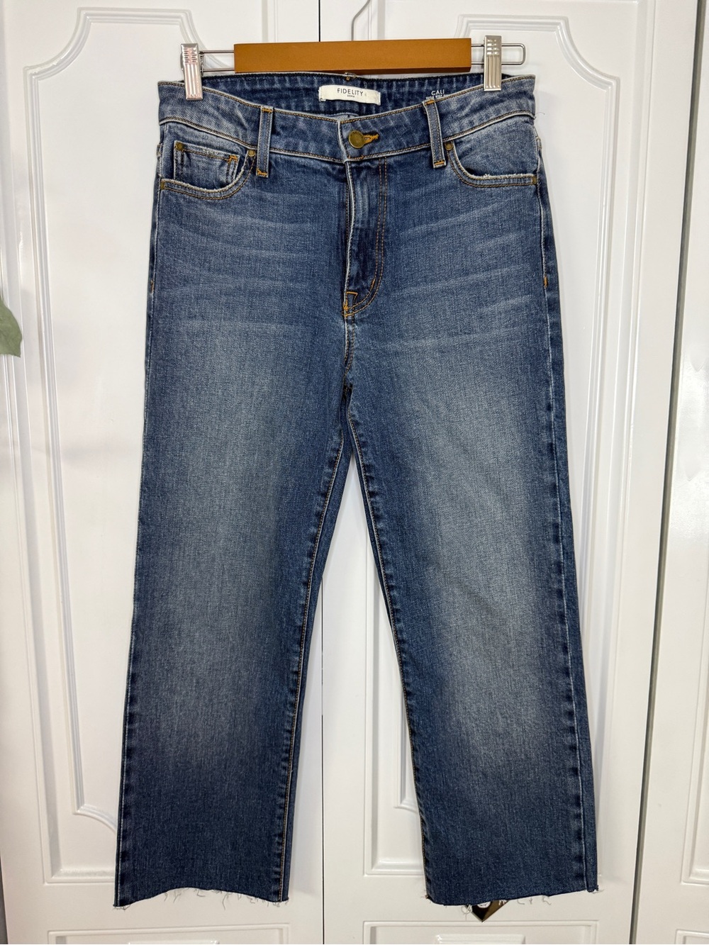 Fidelity Women's Medium Blue CALI High Rise Full Jeans - 26